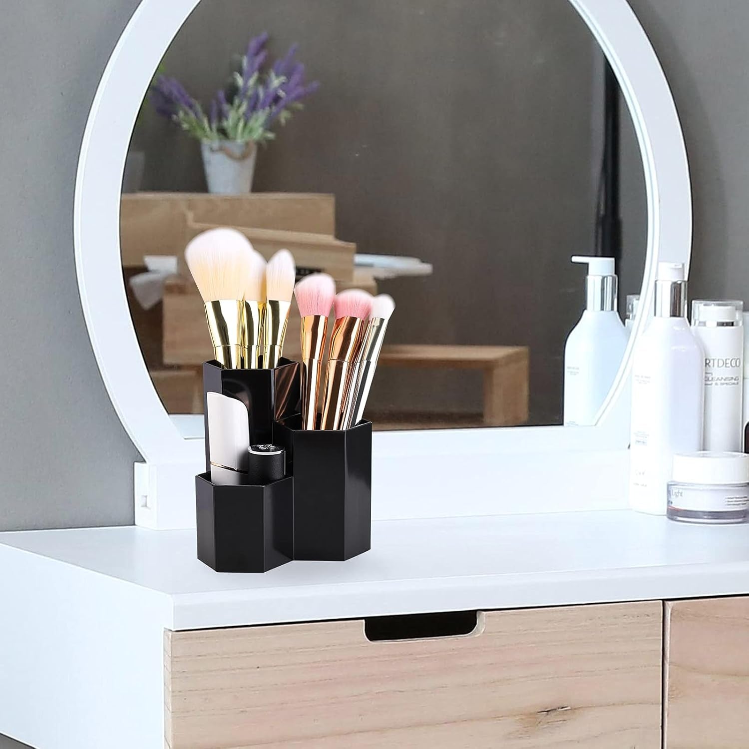 Makeup Brush Holder Organizer, 3 Slot Plastic Cosmetics Brushes Pen Storage Solution, Black
